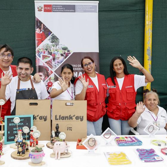 Feria Inclusiva de emprendimiento Oportunidades que Transforman Vidas, organizada por CONADIS de Perú y el Ministerio de la Mujer y Poblaciones Vulnerables. Flickr, CONADIS, 2026.